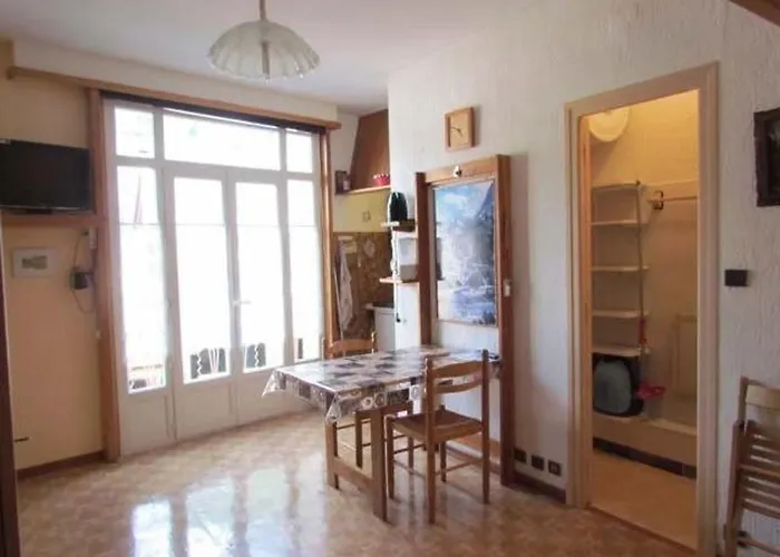 Cosy Au Centre De Cauterets, Balcon, Proche Telecabines, Pour 2 Personnes - Fr-1-401-85